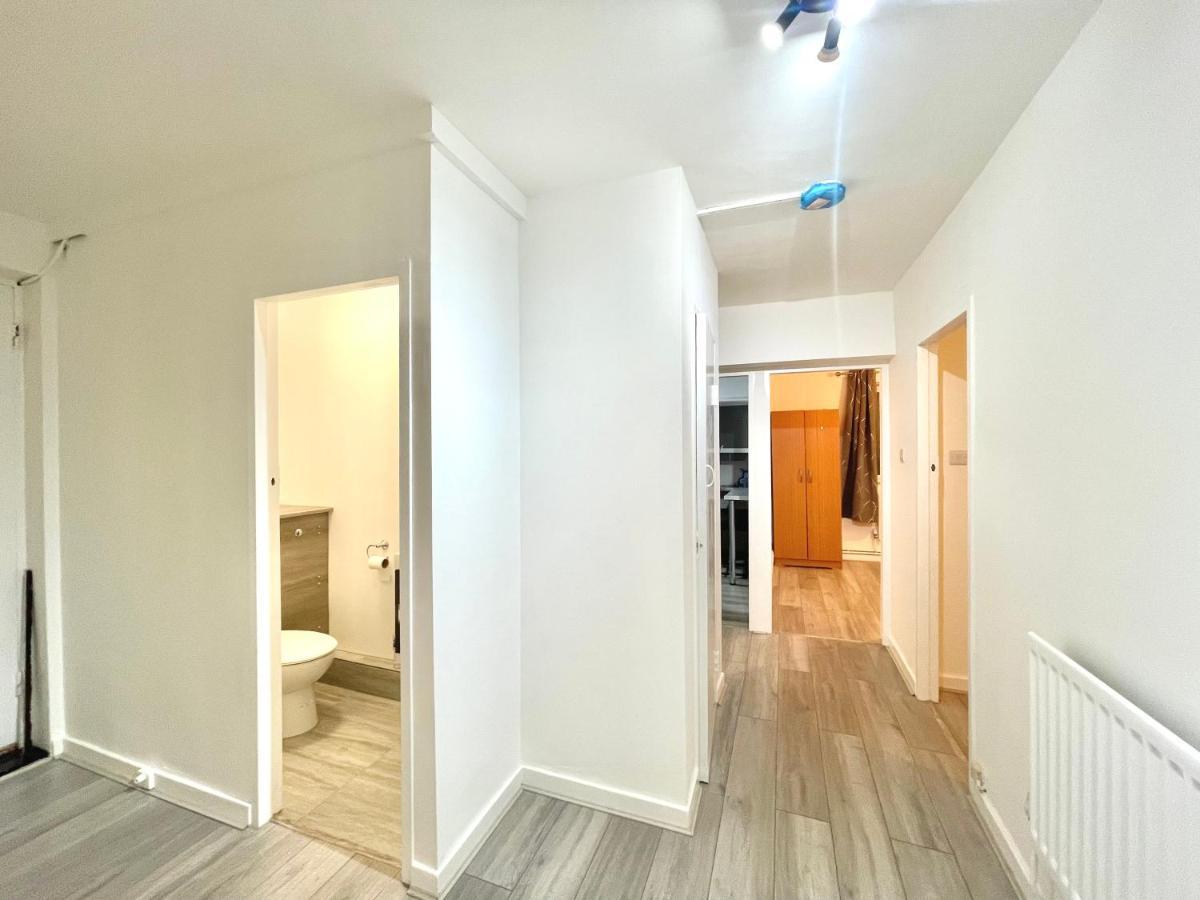 Fabulous 3 Bedroom Flat Sleeps 6 ロンドン エクステリア 写真