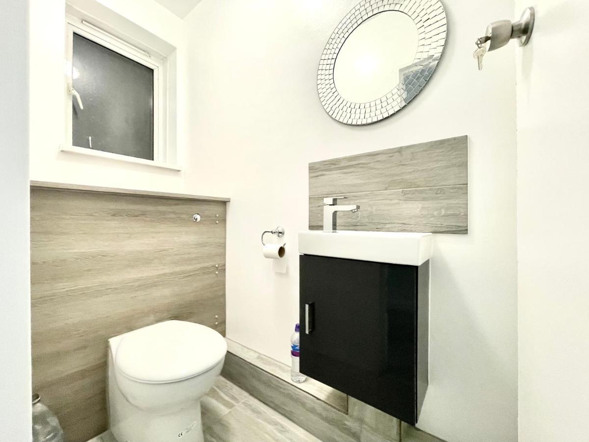 Fabulous 3 Bedroom Flat Sleeps 6 ロンドン エクステリア 写真